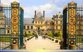 Photo of the principal entrance of the chateau de Fontainebleau