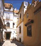 El Barrio de Santa Cruz in the heart of Sevilla's Historic Quarter 